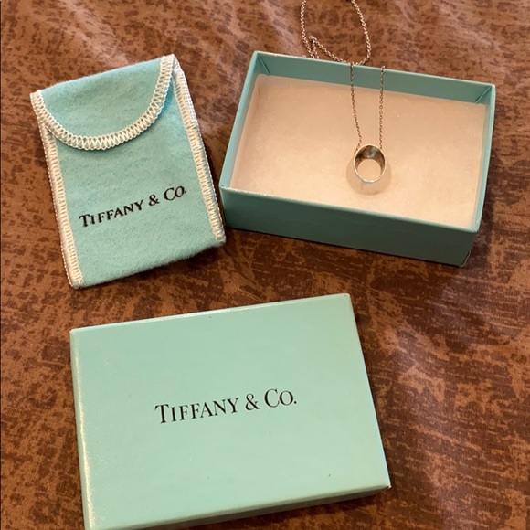 Tiffany oval pendant necklace - Picture 8 of 8